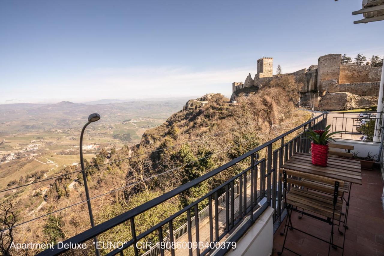 Rocca Di Cerere "Rocca Da Zeru" Apartments Ена Екстериор снимка