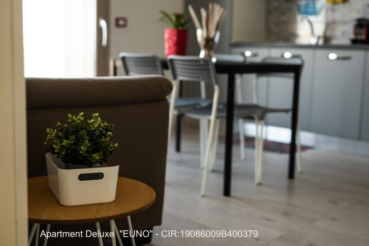 Rocca Di Cerere "Rocca Da Zeru" Apartments Ена Екстериор снимка