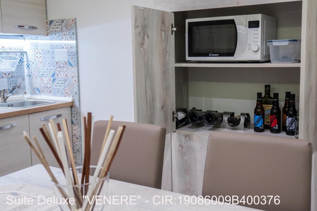 Rocca Di Cerere "Rocca Da Zeru" Apartments Ена Екстериор снимка