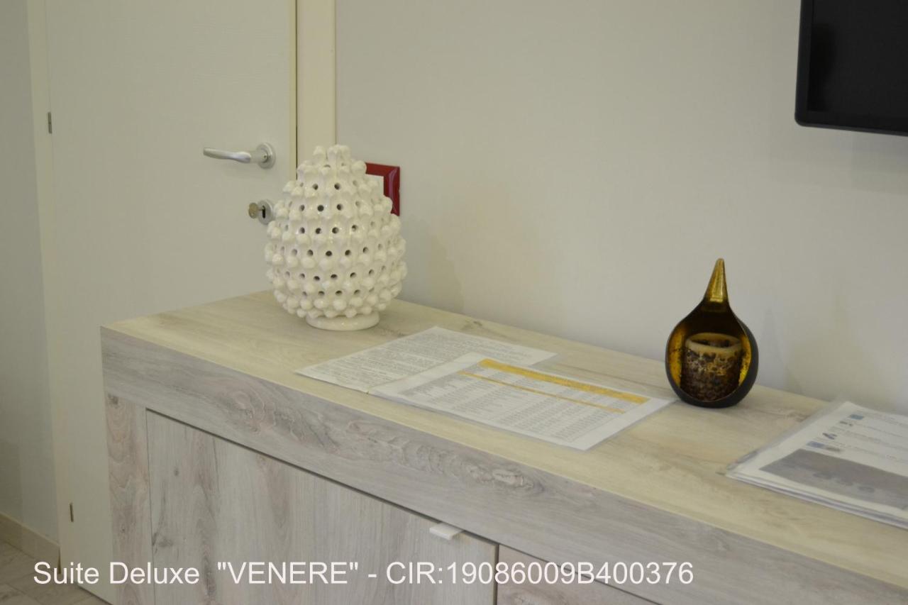 Rocca Di Cerere "Rocca Da Zeru" Apartments Ена Екстериор снимка