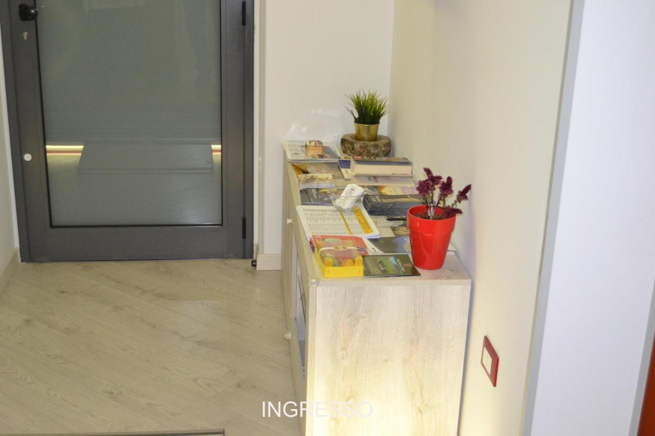 Rocca Di Cerere "Rocca Da Zeru" Apartments Ена Екстериор снимка