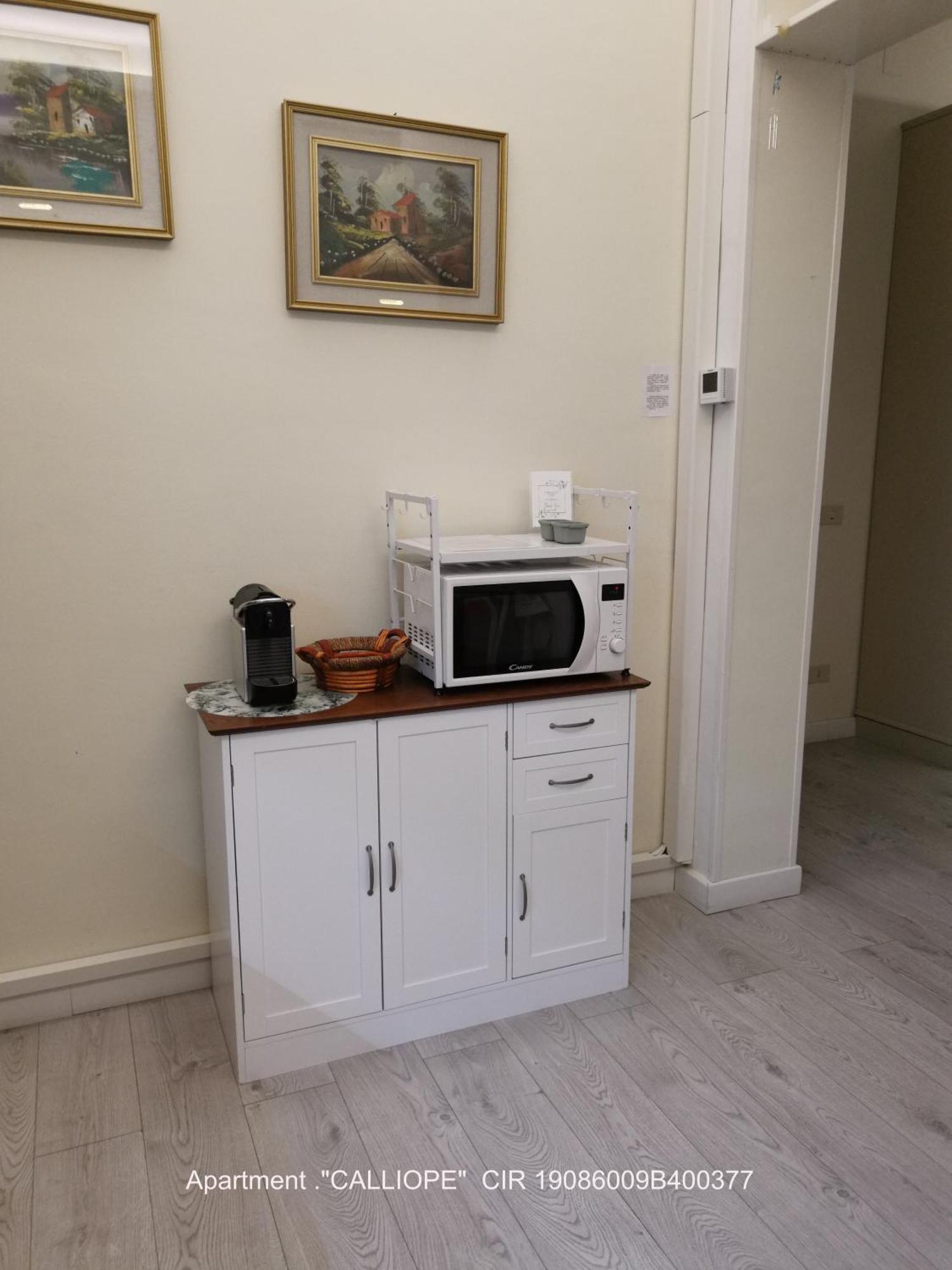 Rocca Di Cerere "Rocca Da Zeru" Apartments Ена Екстериор снимка