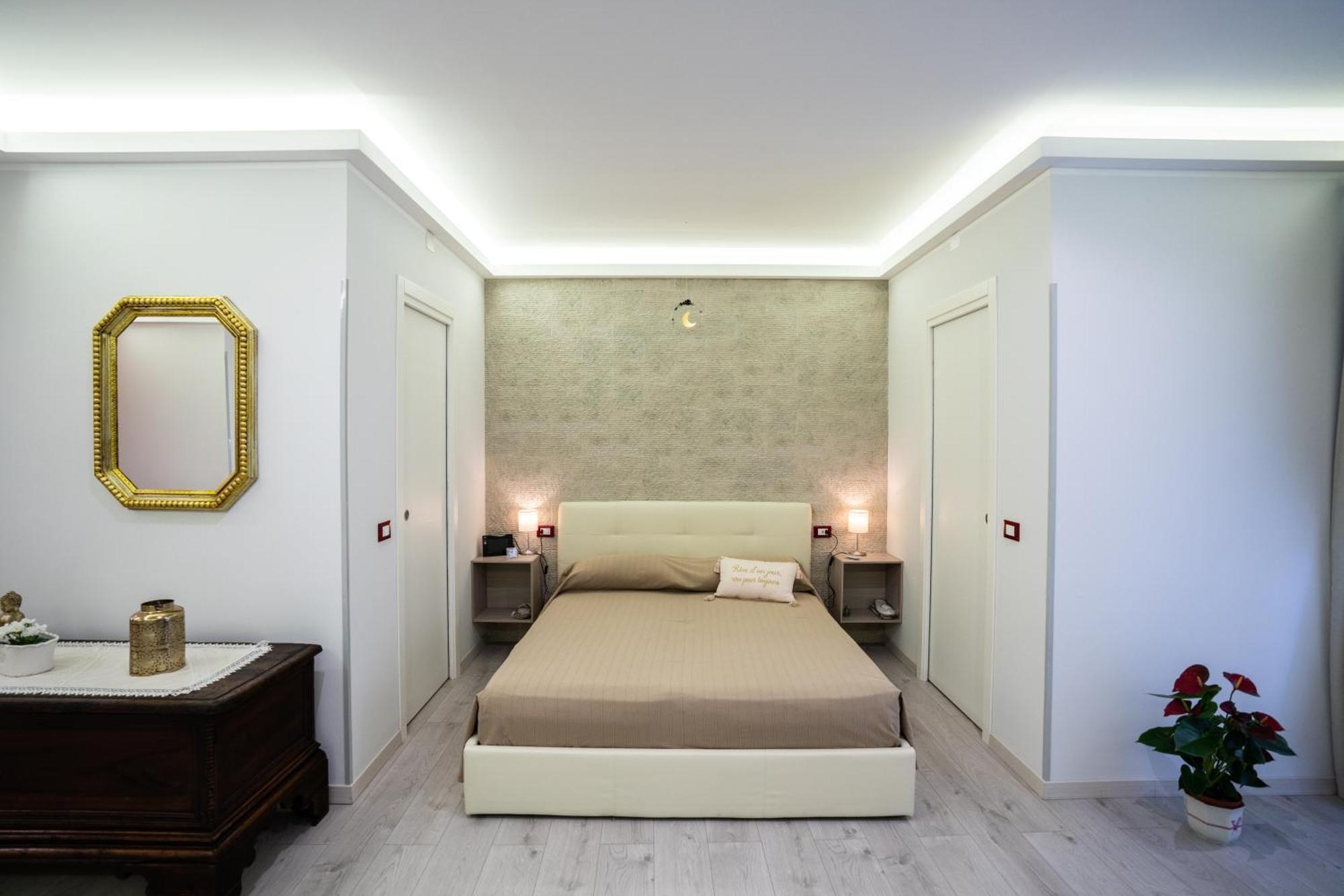 Rocca Di Cerere "Rocca Da Zeru" Apartments Ена Екстериор снимка