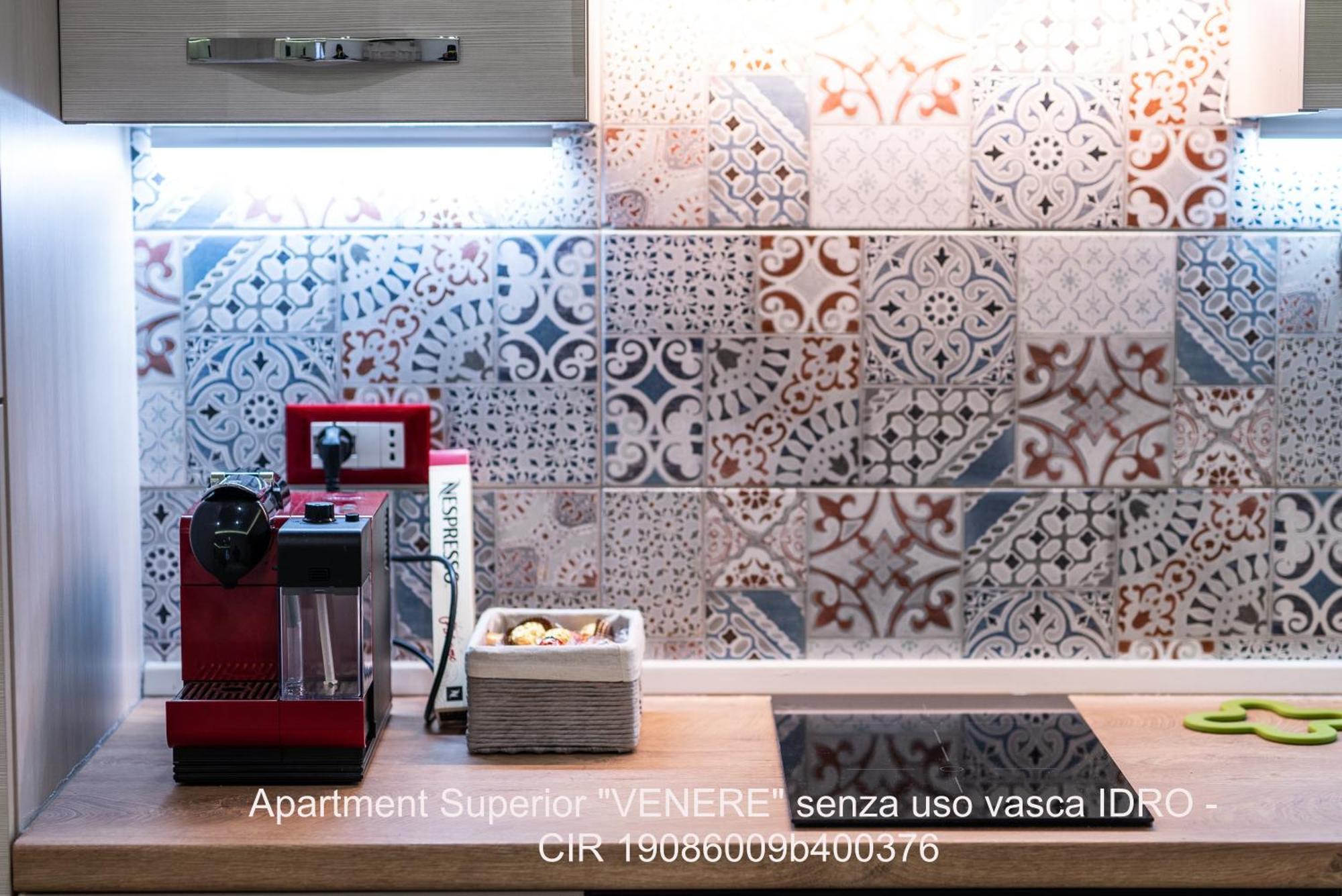 Rocca Di Cerere "Rocca Da Zeru" Apartments Ена Екстериор снимка